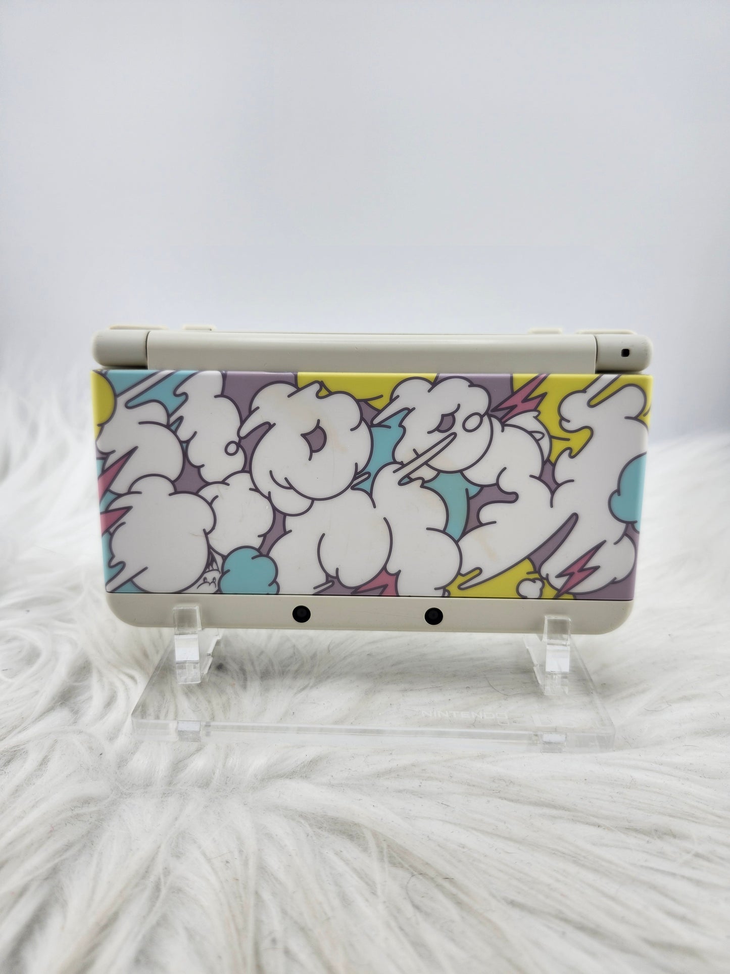 White "New" Model 3DS with Kyary Pamyu Pamyu Kawaii #2/Boo Clouds Plates