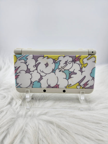 White "New" Model 3DS with Kyary Pamyu Pamyu Kawaii #2/Boo Clouds Plates