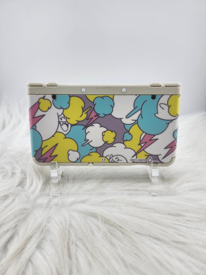 White "New" Model 3DS with Kyary Pamyu Pamyu Kawaii #2/Boo Clouds Plates