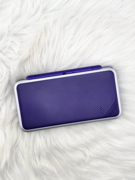 New 2DS XL en morado/plateado