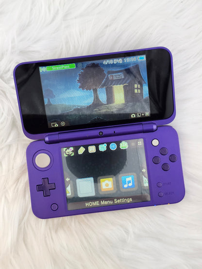 New 2DS XL in purple/silver