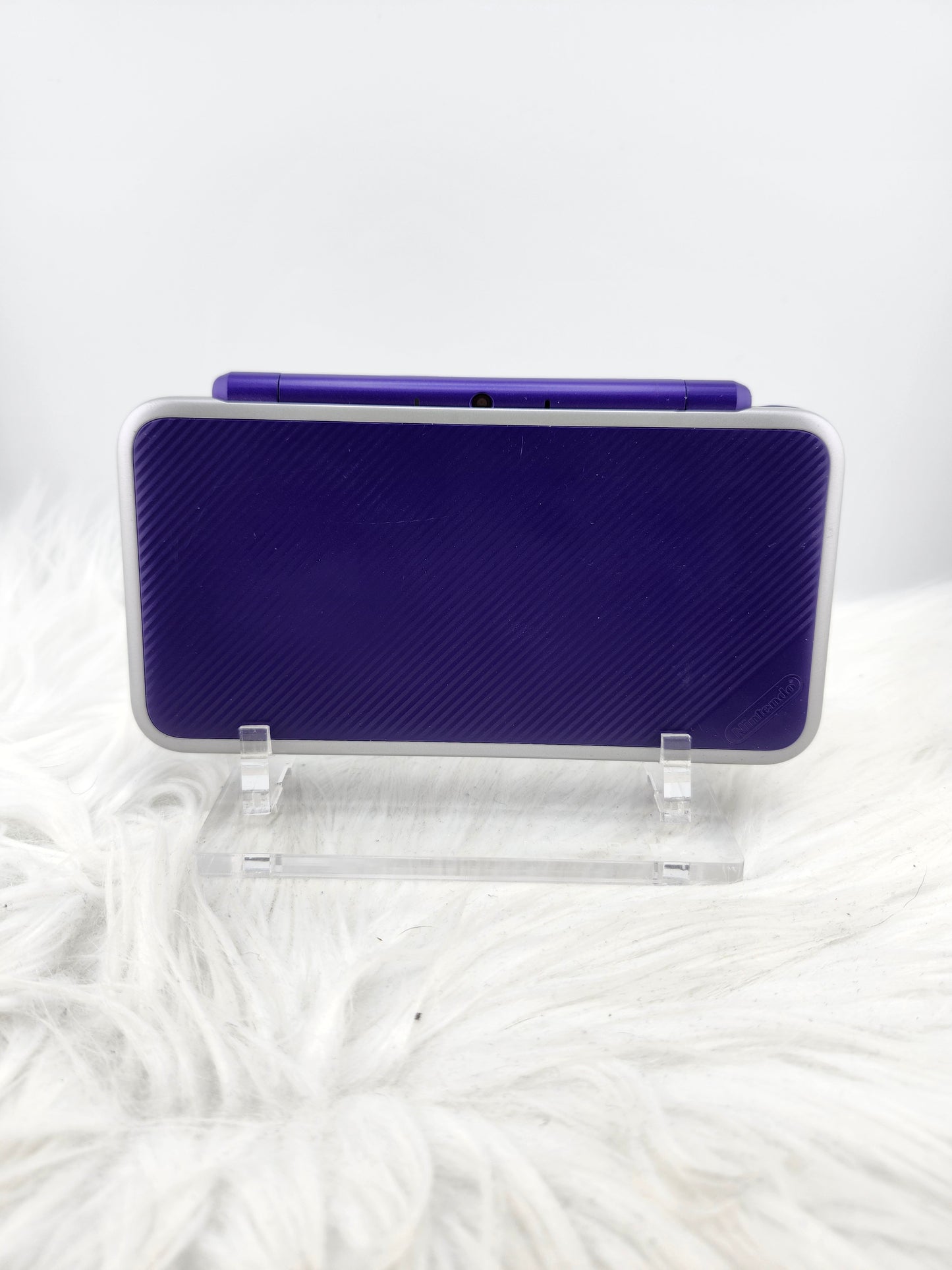 New 2DS XL in purple/silver