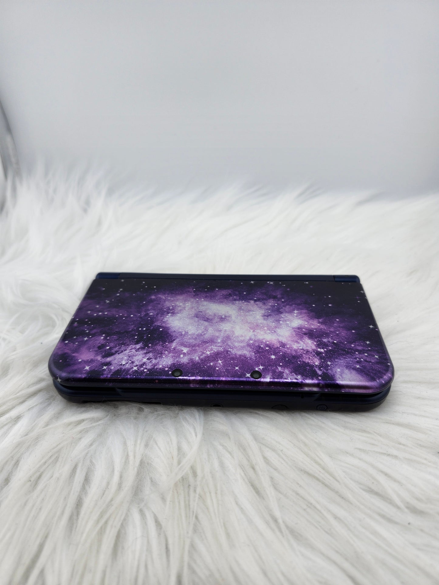 Galaxy New 3DS XL - Toys-R-Us Limited Edition - Top IPS Screen