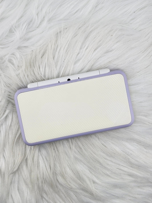 New 2DS XL en lavanda y blanco