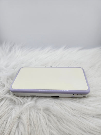 New 2DS XL in Lavender and White