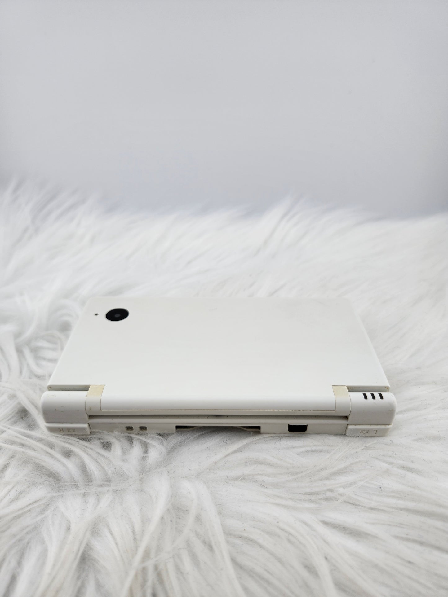 White DSi