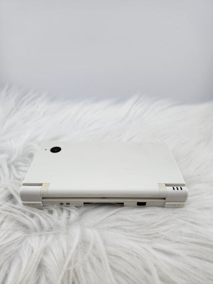 White DSi
