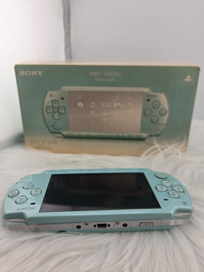 Mint PSP 2000 - Complete in Box  image 8