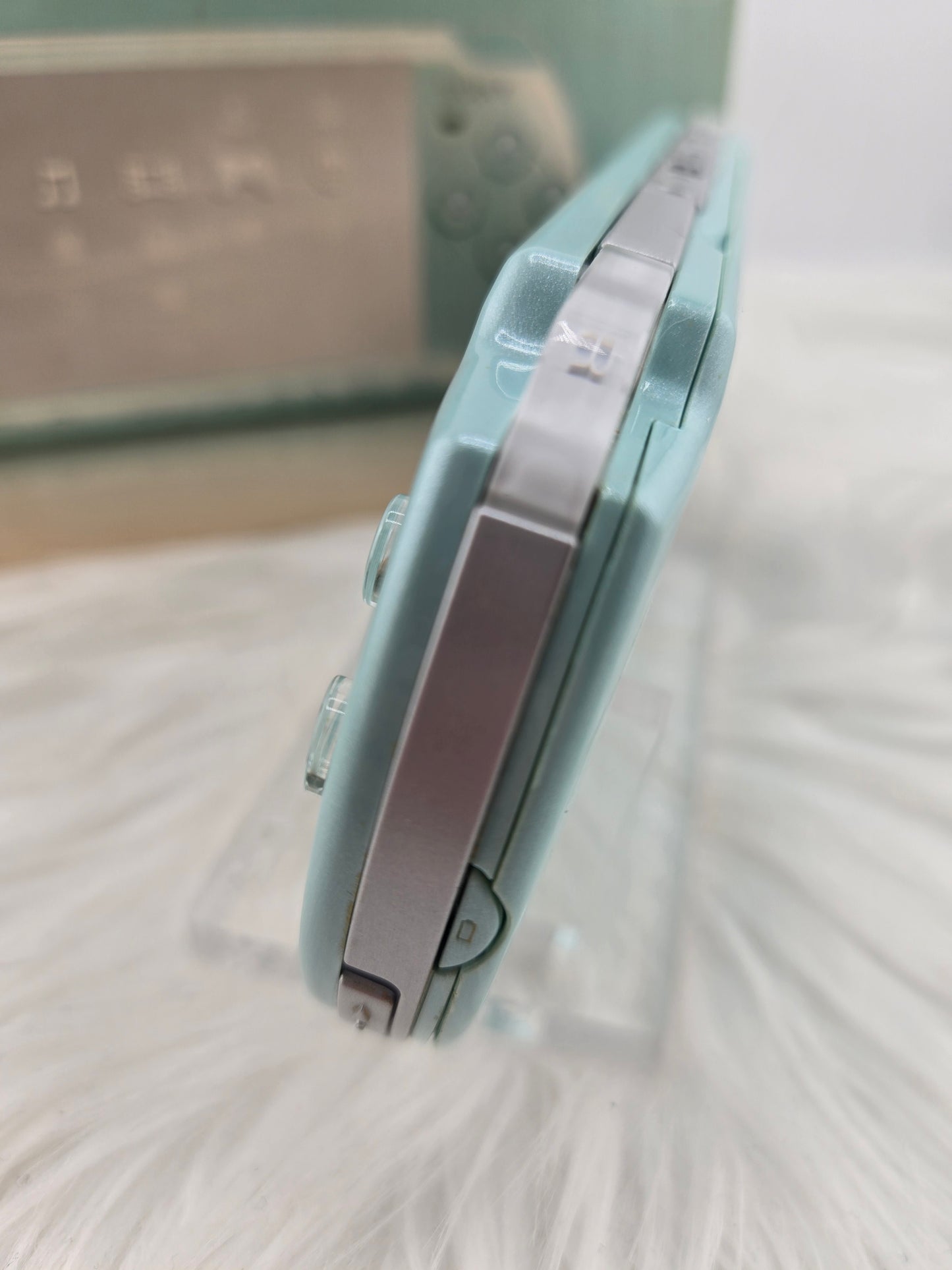 Mint PSP 2000 - Complete in Box  image 6
