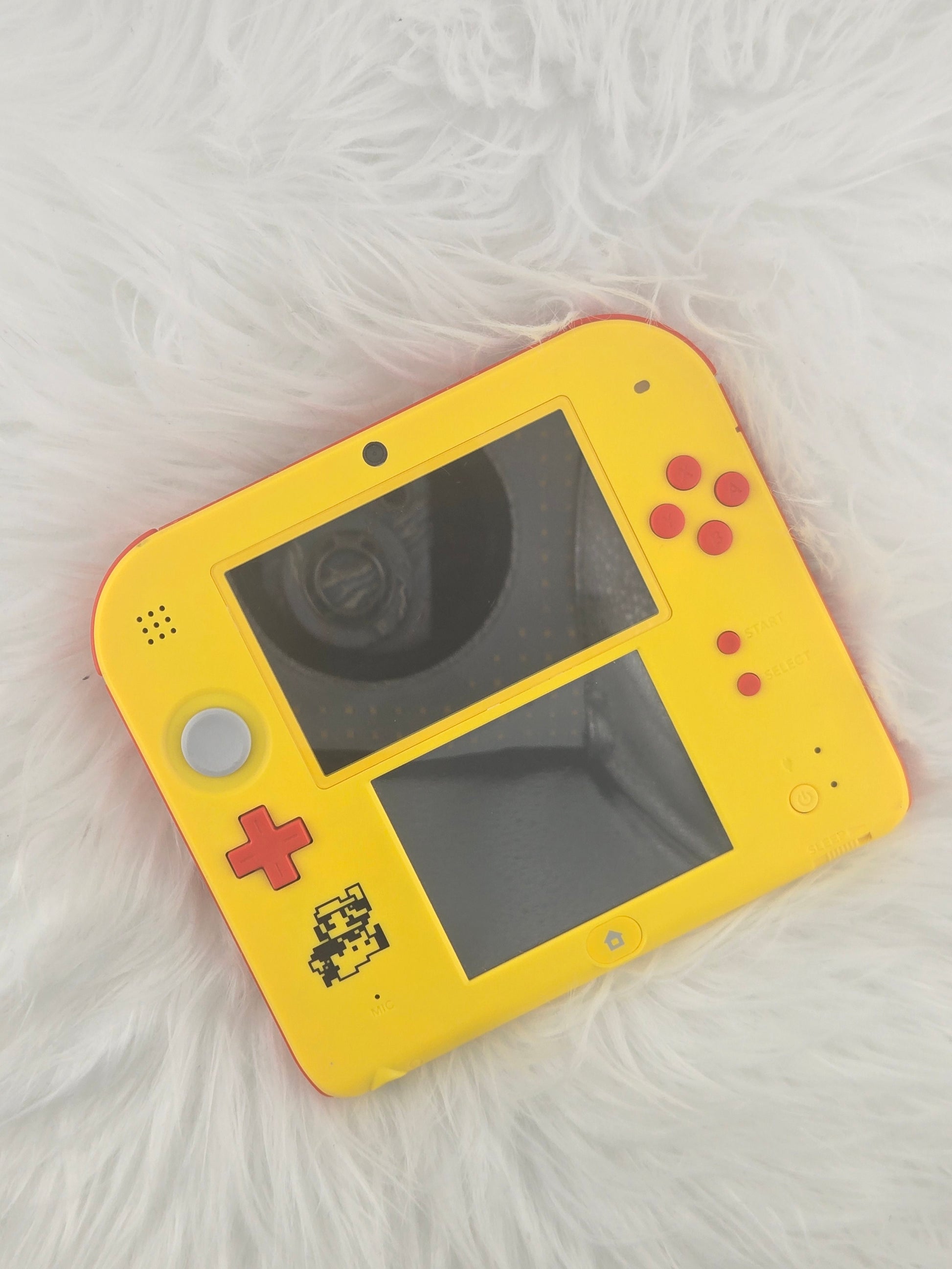 Mario Maker Yellow 2ds image 0