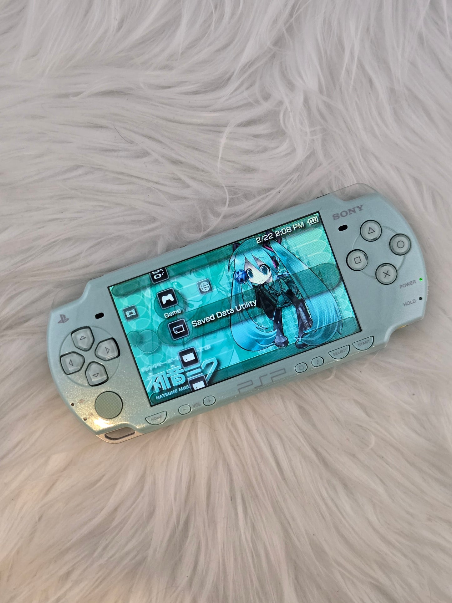Mint PSP 2000 - Complete in Box  image 2
