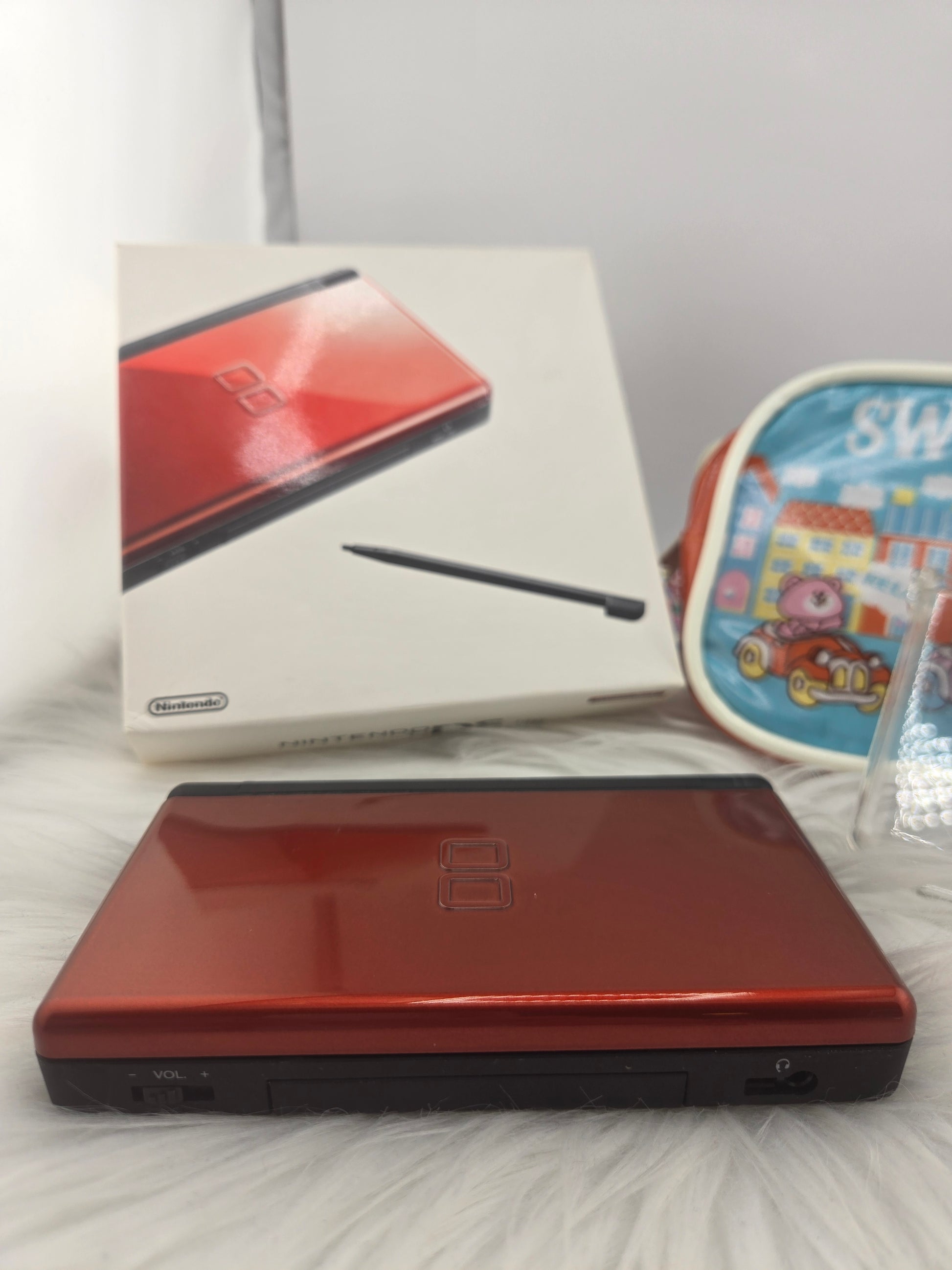 Crimson DS Lite Bundle - Complete in Box  image 10
