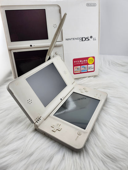 Natural White DSi XL - Almost Complete in Box  image 9
