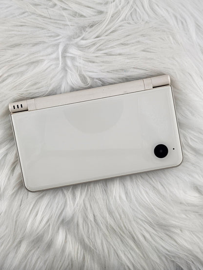 Natural White DSi XL - Almost Complete in Box  image 0
