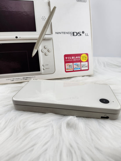 Natural White DSi XL - Almost Complete in Box  image 7