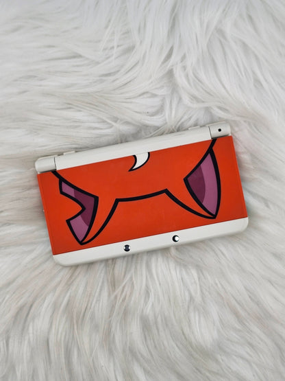 White "New" Model 3DS with Yo-Kai Watch Jibanyan Plates
