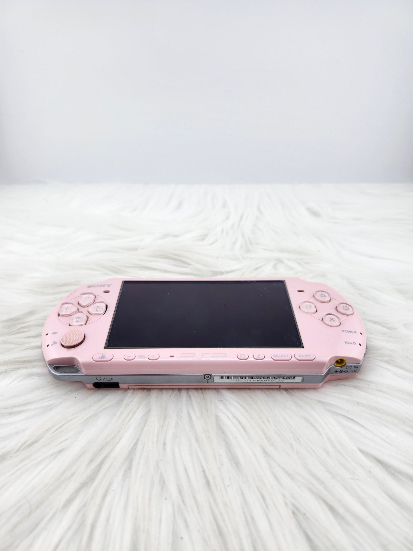 PSP 3000 rosa "Blossom" Edición Especial AKB48