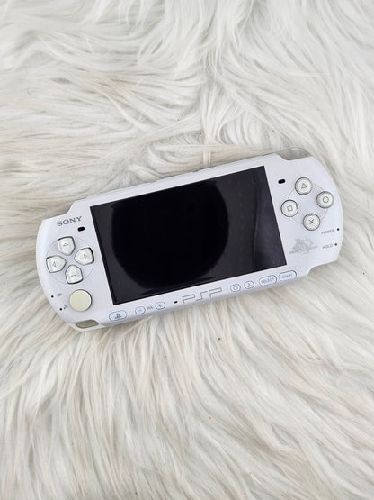 Final Fantasy Dissidia 20th Anniversary White PSP 3000
