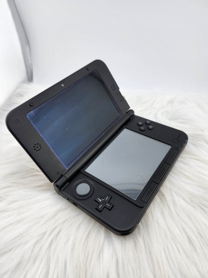 Silver and Black 3DS XL