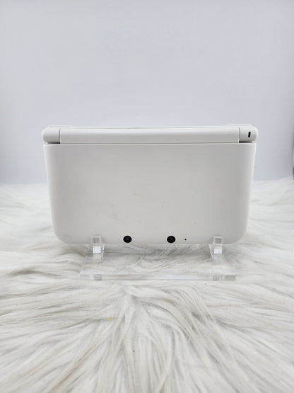 White 3DS XL