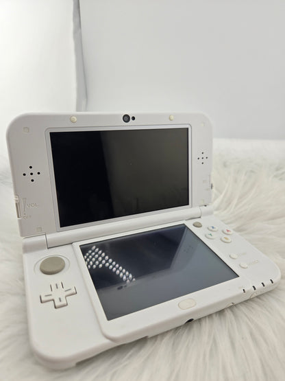 Pearl White "New" Model 3DS XL with bottom IPS screen