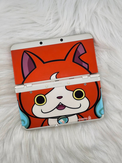 White "New" Model 3DS with Yo-Kai Watch Jibanyan Plates