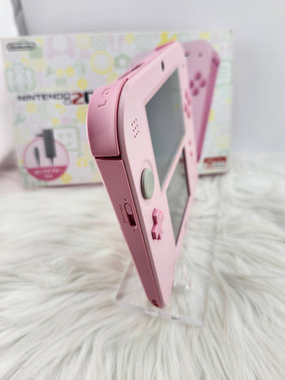 Pink 2ds - Almost Complete in Box