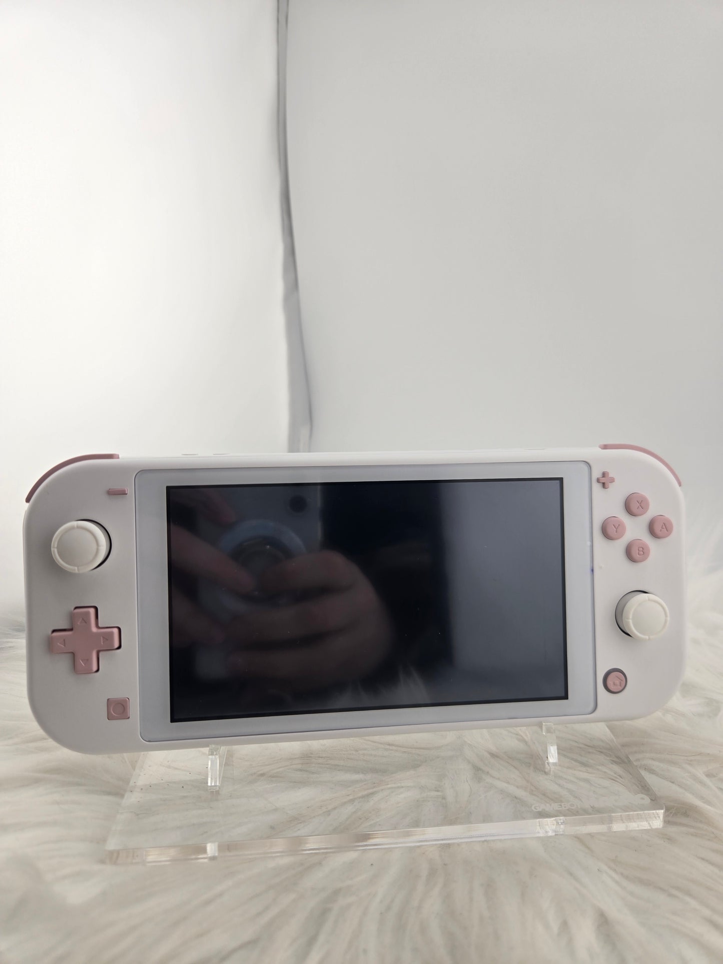 Custom Console: White and Pink Switch Lite