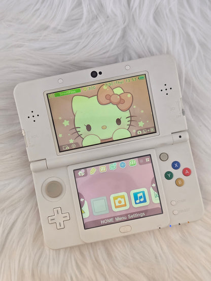 White "New" Model 3ds with Hello Kitty Plates