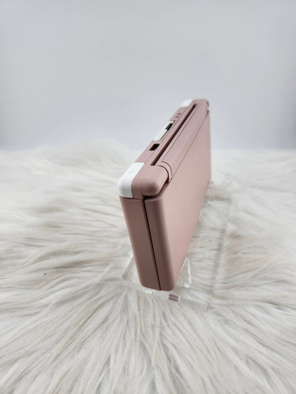 Custom Console: Pink and White DS Lite