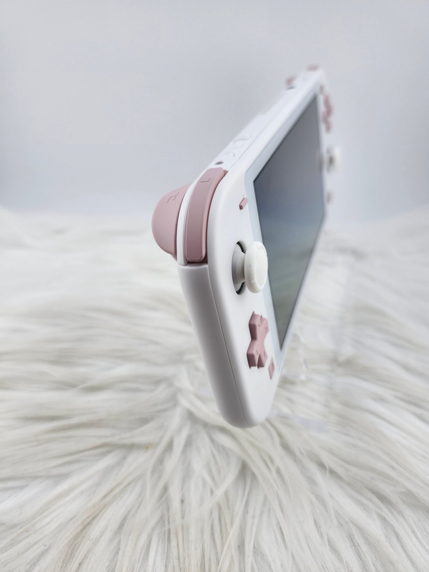 Custom Console: White and Pink Switch Lite
