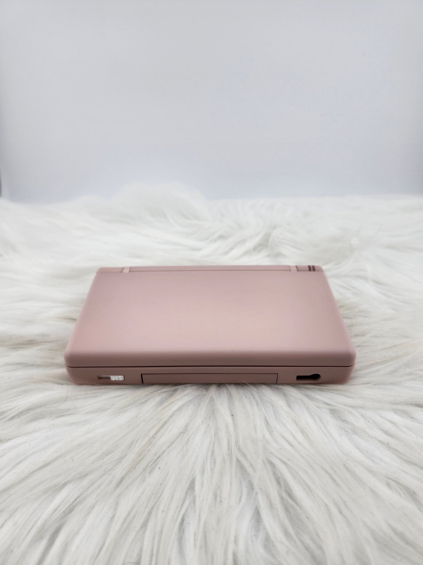 Custom Console: Pink and White DS Lite