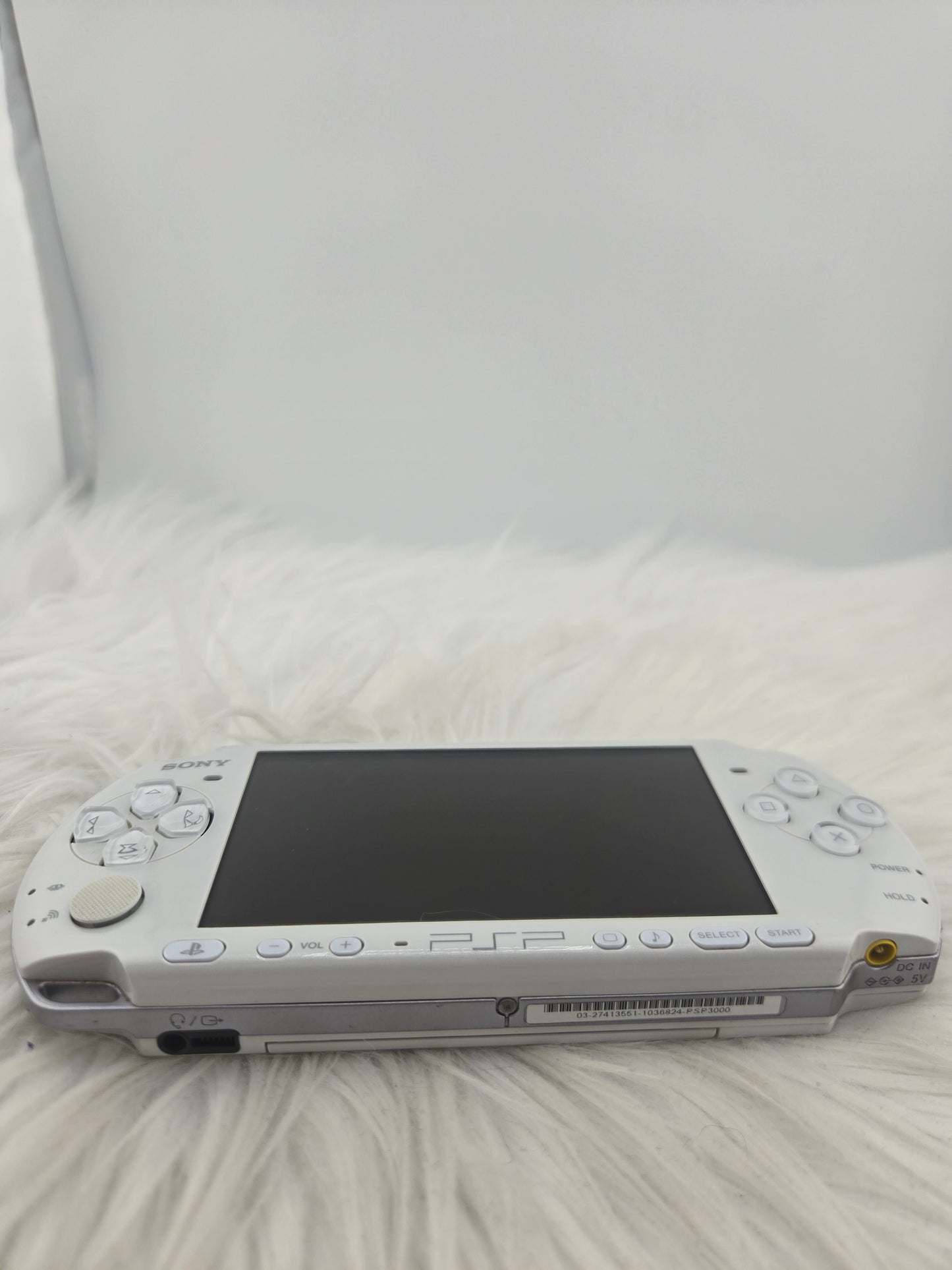 Pearl White PSP 3000