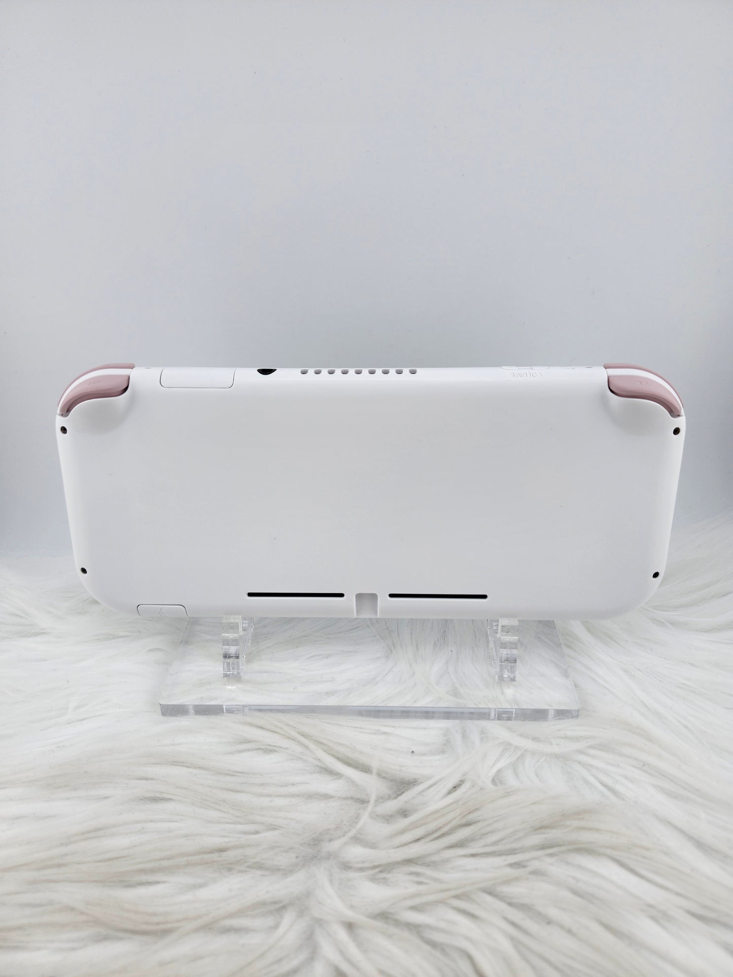 Custom Console: White and Pink Switch Lite