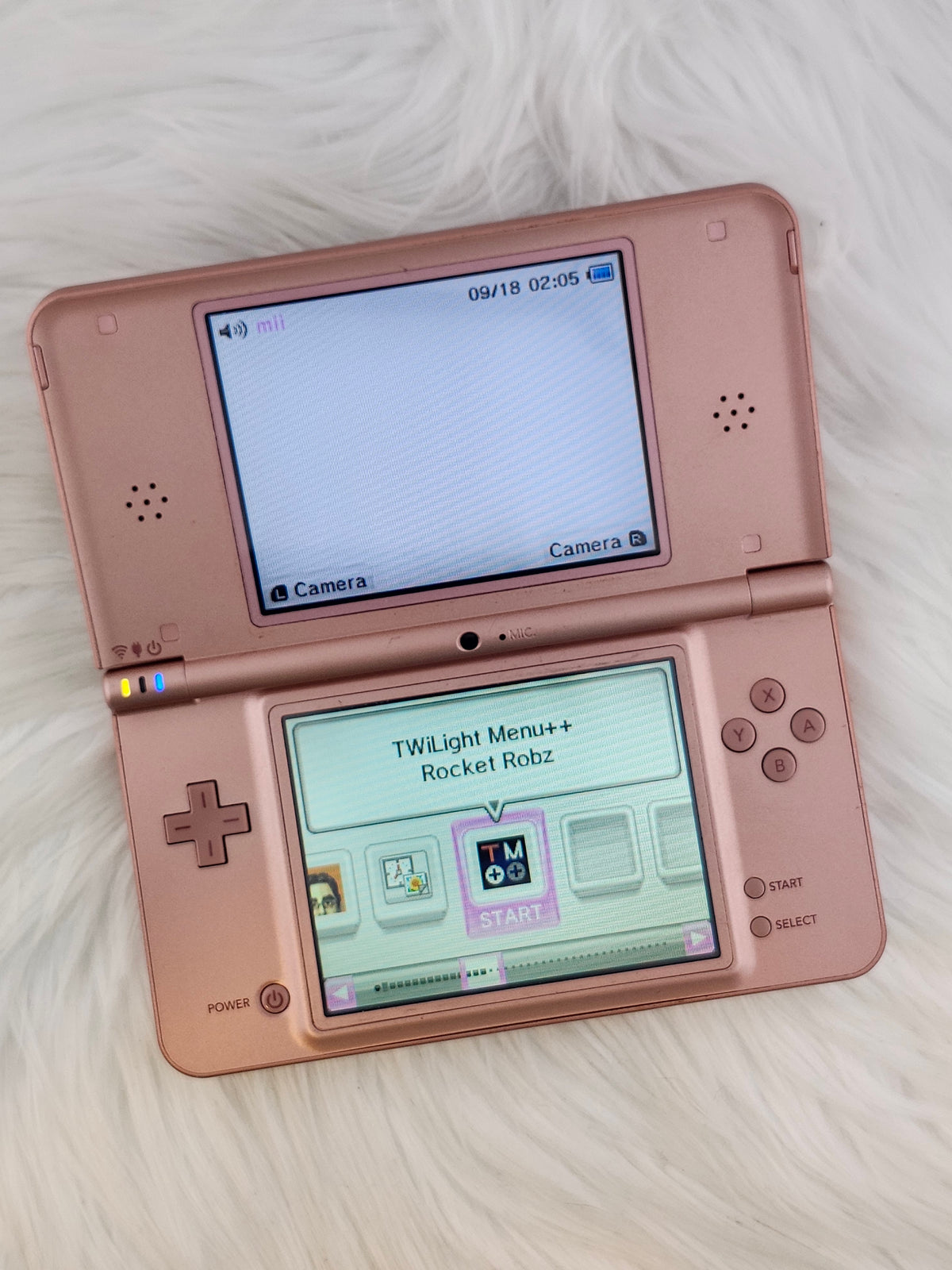 Metallic Rose DSi XL