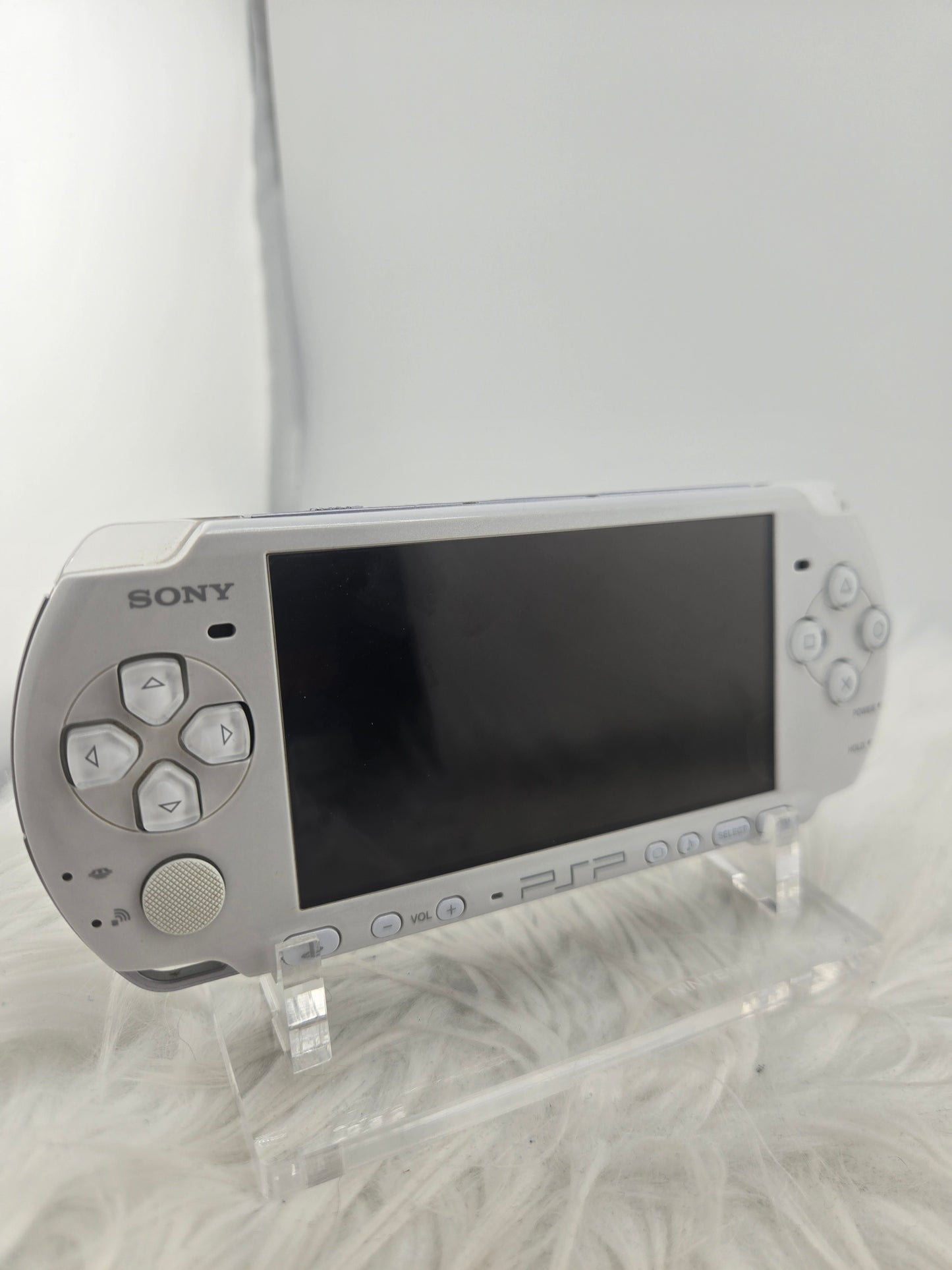 Pearl White PSP 3000