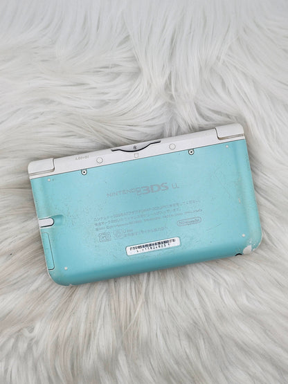 3DS XL Menta y Blanca