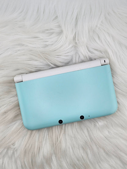 3DS XL Menta y Blanca