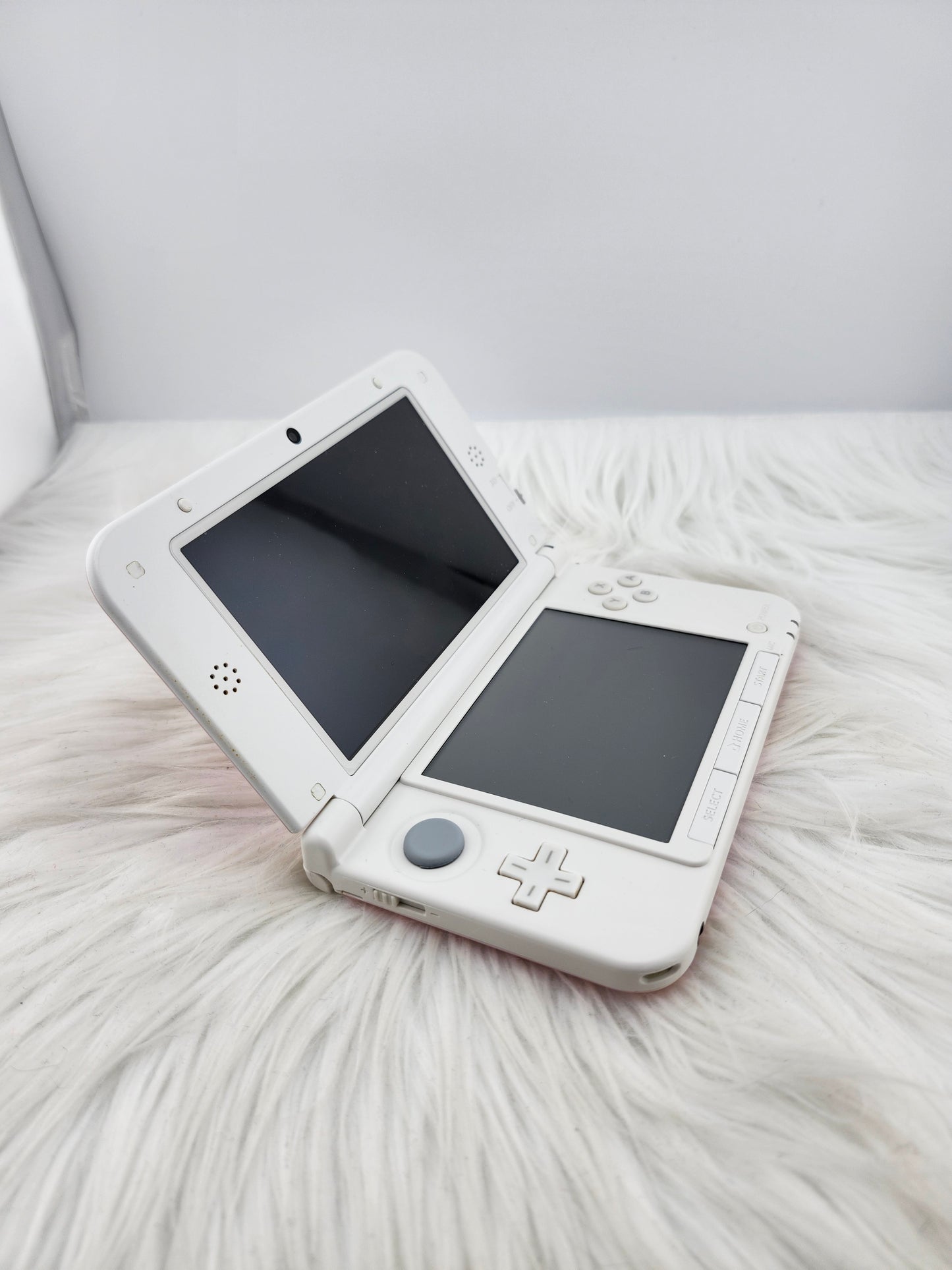 3DS XL Rose et Blanc