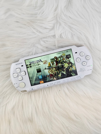 Final Fantasy Dissidia 20th Anniversary White PSP 3000