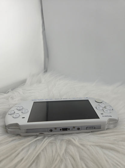 Pearl White PSP 3000