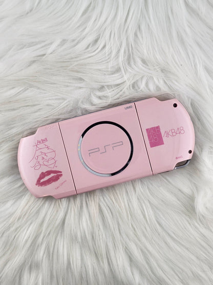 PSP 3000 rosa "Blossom" Edición Especial AKB48