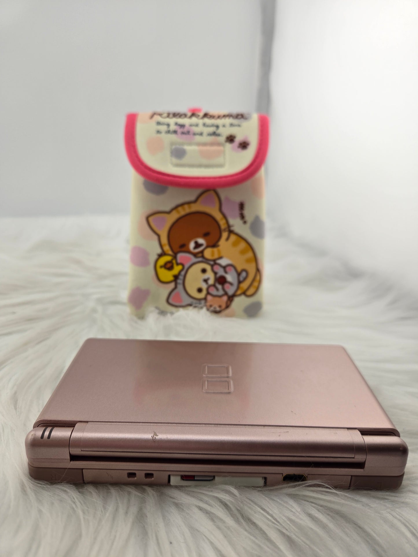 Consola DS Lite Rosa Metálico Little Twin Stars