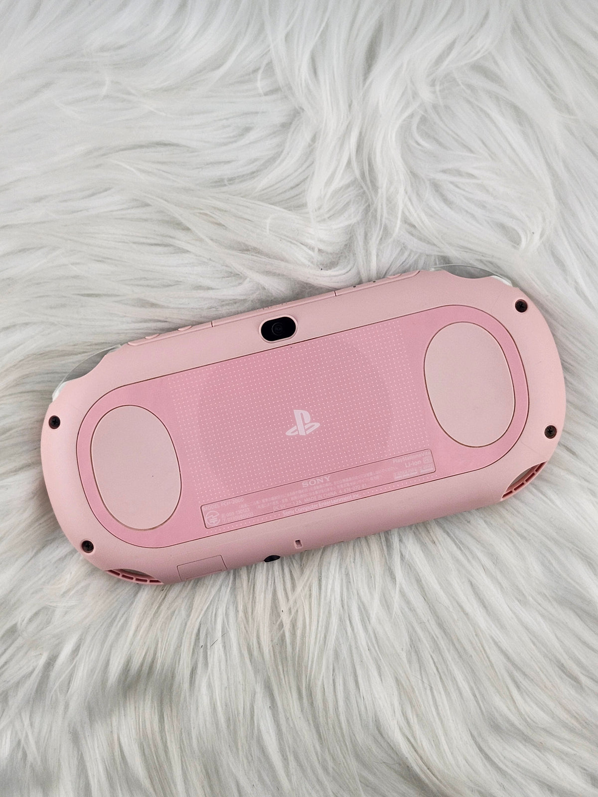 Pink and White PS Vita 2000