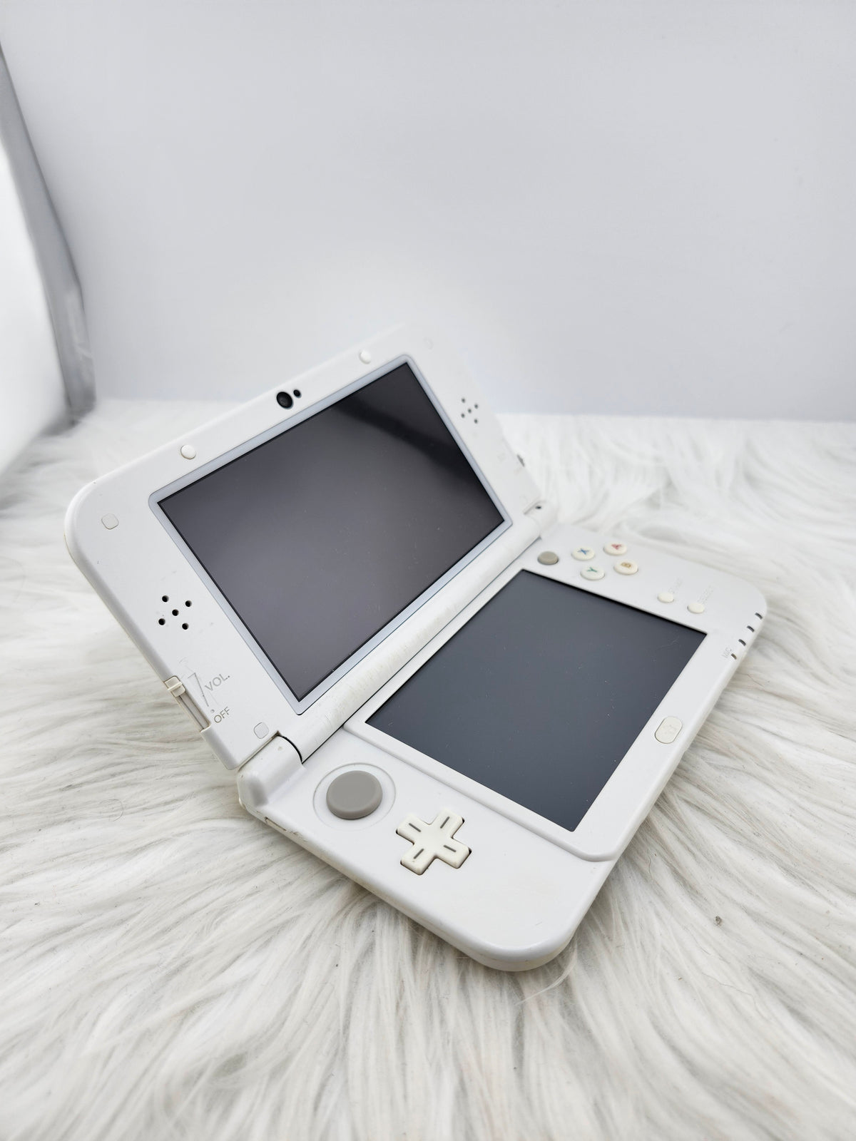 Coming Soon - Pearl White "New" Model 3DS XL - Top IPS Screen