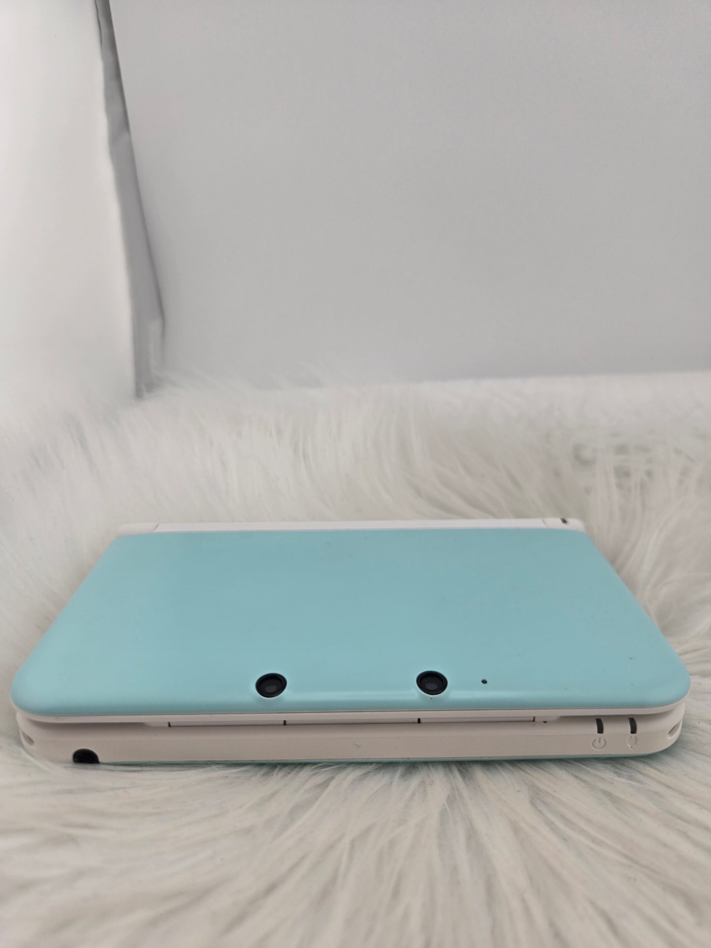 3DS XL Menta y Blanca