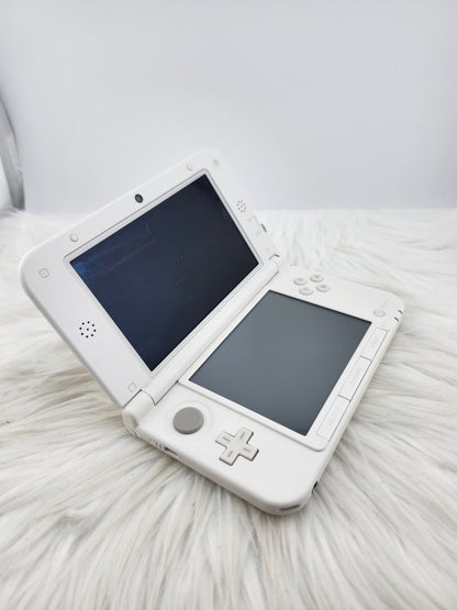 White 3DS XL