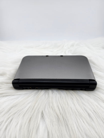 Silver and Black 3DS XL