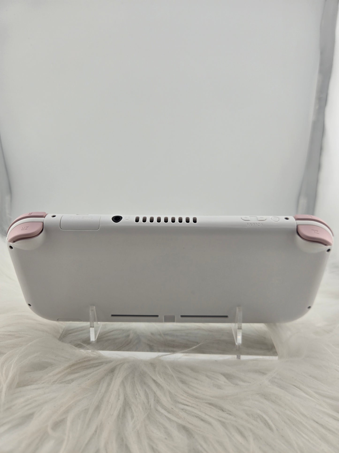 Custom Console: White and Pink Switch Lite