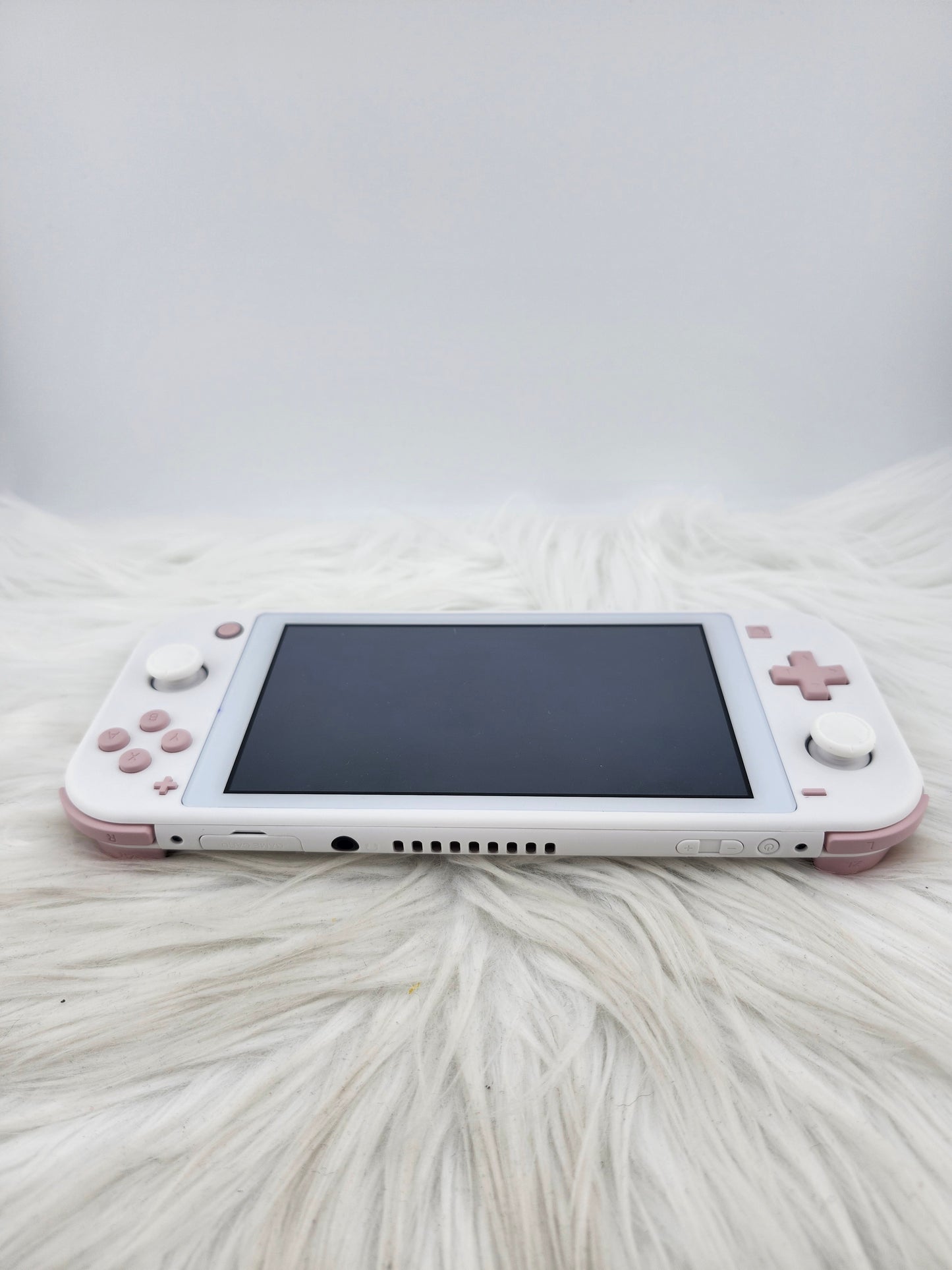 Custom Console: White and Pink Switch Lite